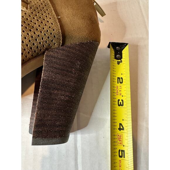 Vince Camuto Size 10 Levana Ankle Bootie Suede Leather Dark Caramel Casual - Picture 8 of 10